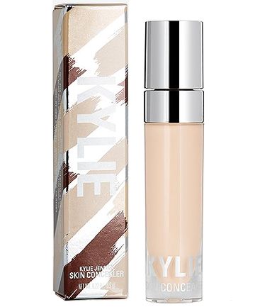 Kylie Cosmetics Skin Concealer Velvet Teddy Mac, Maquillaje Kylie Jenner, Mac Brave, Vogue Makeup, Mac Velvet Teddy, Kylie Makeup, Jenner Makeup, It Cosmetics Concealer, Kylie Jenner Instagram