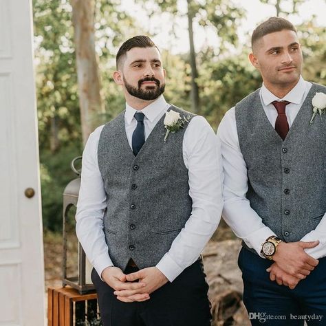 Grey Vest Groomsmen, Tweed Groomsmen, Mens Dress Attire, Groomsmen Vest, Grey Mens Suit, Groom Vest, Suit Prom, Groomsmen Grey, Casual Grooms