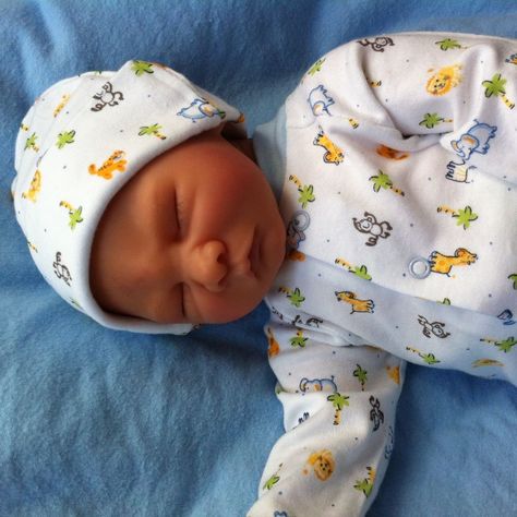 Reborn Hispanic Preemie Baby Boy Child Friendly OOAK Doll ~ Ready To Ship!  | eBay Preemie Baby, Preemie Babies, Lifelike Dolls, Child Friendly, Reborn Baby Dolls, Reborn Baby, Ooak Dolls, Reborn Dolls, Reborn Babies