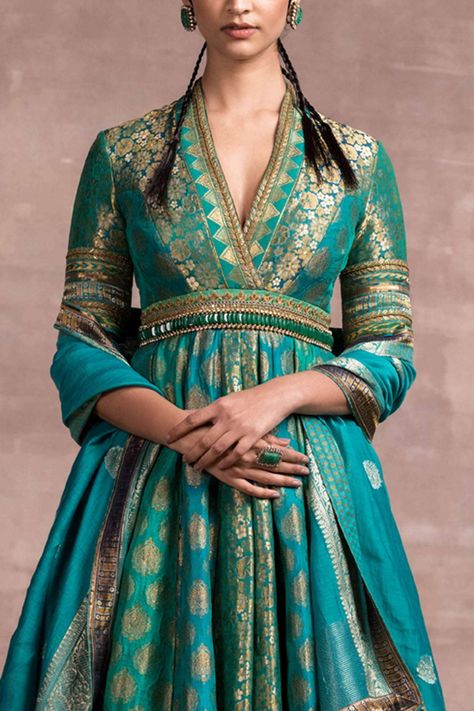 Buy Tarun Tahiliani Green Brocade Anarkali Set Online | Aza Fashions Brocade Anarkali, Brocade Dupatta, Anarkali Designs, Dresses Traditional, Anarkali Dress Pattern, Indian Dresses Traditional, Traditional Indian Outfits, Indian Gowns Dresses, Tarun Tahiliani