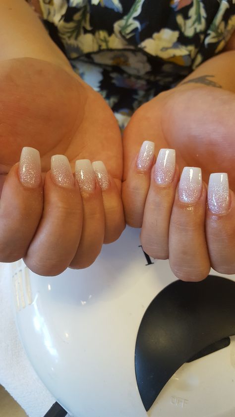 Simple Ombre Acrylic Nails, Fade Nail Designs, Ombré Nails With Glitter, Ombre Sparkle Nails, Glitter Ombre Nails Coffin, Ombre Acrylic Nails Coffin, Ombré Dip Nails, It Girl Nails, Popular Nail Shapes