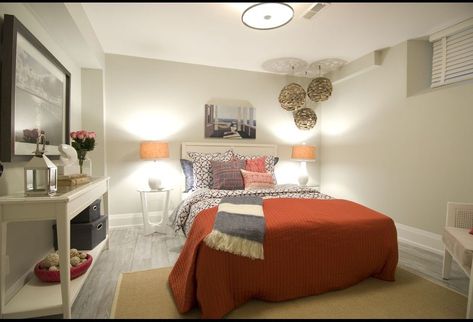 Cozy Basement Bedroom, Bright Basement, Basement Bedroom Ideas, Small Basement Remodel, Basement Guest Rooms, Modern Basement, Basement Inspiration, Cozy Basement, Bedroom Cozy