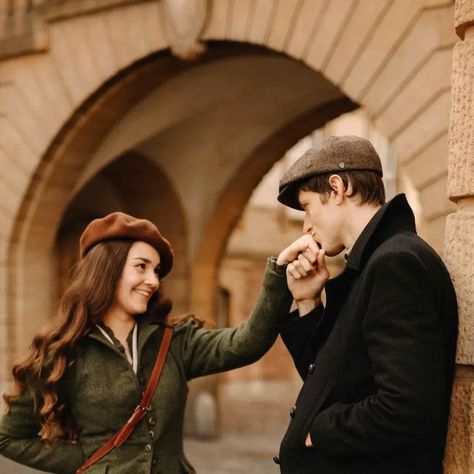 Proposal Outfit For Him, Vintage Couple Photoshoot, Time Wheel, Jane Austen Northanger Abbey, Prenuptial Photoshoot, Classic Couple, Northanger Abbey, French Romance, Classic Romance