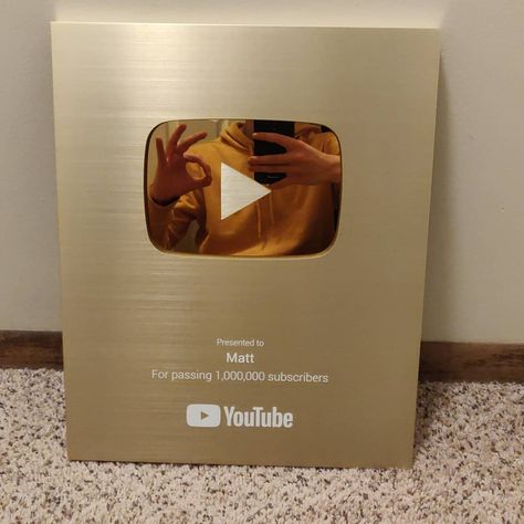 Just got a gold play button from one of my channels 👌 Click The Link Now And Learn How You Can Make Money Using Your Youtube Channel Gold Play Button, Play Button, Click The Link, Make Money, Youtube Channel, Money, Gold