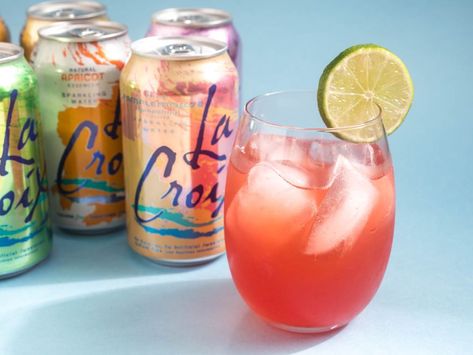 Lacroix Cocktails, La Croix Cocktails, Campari Cocktail, Classy Cocktails, Campari Cocktails, Flavored Waters, Summer Drink Cocktails, Red Drinks, Flavored Sparkling Water