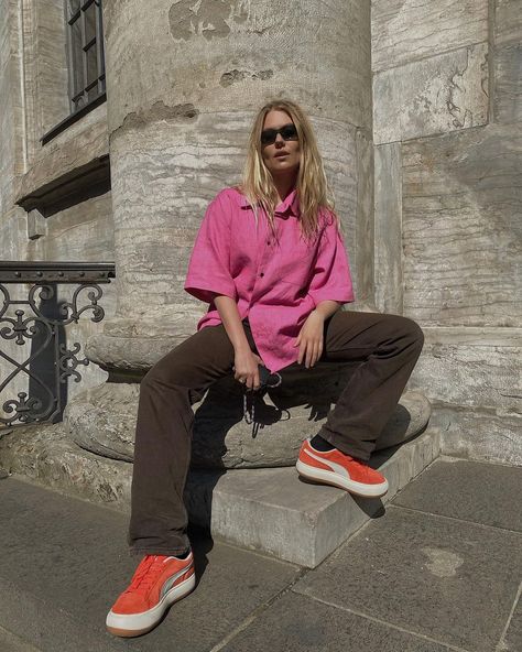 Puma Outfit, Fashion Oversized, Ootd Inspo, Puma Suede, Red Outfit, Red Color, A Photo, Women's Fashion, Ootd