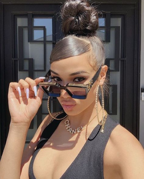 Slicked Back Hairstyles, Sunglasses For Your Face Shape, Hairstyles For Layered Hair, Greasy Hair Hairstyles, Slicked Back Hair, Work Hairstyles, Sleek Hairstyles, Baddie Hairstyles, Black Girls Hairstyles