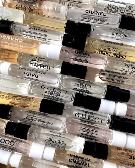 Perfume Samples Aesthetic, Diptyque Perfume Aesthetic, Expensive Perfume Aesthetic, Gucci Perfume Aesthetic, Luxury Perfume Aesthetic, Diptyque Aesthetic, Perfume Samples Packaging, Parfum Aesthetic, Perfumes Packaging