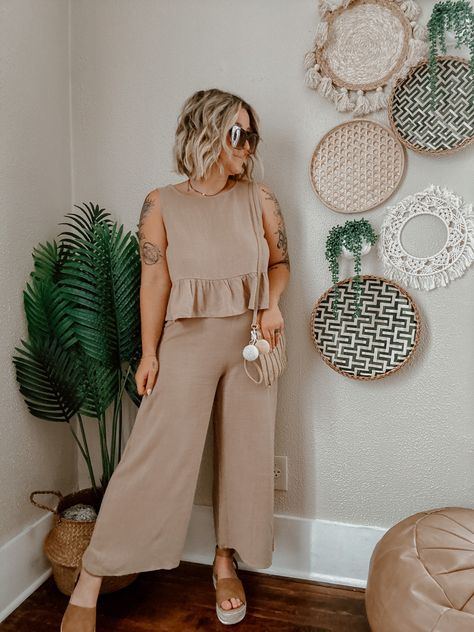 European Summer Outfits Curvy, Mid Size Boho Outfits, Casual Errands Outfit, Errands Outfit Spring, Errands Outfit Summer, Two Piece Set Outfit, Night Outfit Casual, Date Night Outfit Casual, Outfit Inspo Comfy