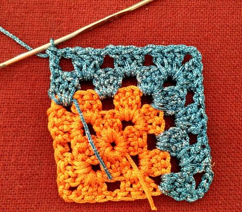 kalaakari crochet: Bande de recouvrement grand-mère carré de motif libre Mitered Granny Square, Granny Square Free Pattern, Crochet Squares Afghan, Crochet Square Blanket, Granny Square Crochet Patterns Free, Crochet Bedspread Pattern, Crochet Bedspread, Crochet Quilt, Crochet Granny Square