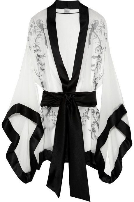 Carine Gilson black and white robe #loungewear #lingerie  - Loungewear - Ideas of Loungewear #Loungewear Carine Gilson, Kimono Dressing Gown, Silk Dressing Gown, Mode Kimono, Jackets Women, Silk Lingerie, Pretty Lingerie, Luxury Lingerie, Black & White