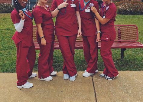 Why Nursing School Friends Are So Vital Nursing School Friends, Why Nursing, School Friends Quotes, Aesthetic Nursing, Nursing School Survival, School Friends, Outfits Baggy, Future Nurse, School Survival