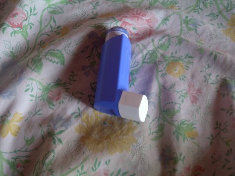 asthma inhaler Inhaler For Asthma, Nebulizer Asthma Prank Picture, Inhaler Snapchat, Nebulizer Asthma Prank, Inhaler Asthma Aesthetic, Asthma Pump Aesthetic, Nebulizer Asthma Aesthetic, Asthma Aesthetic, Nebulizer Asthma