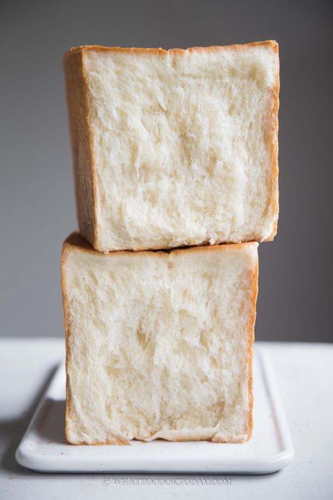 Milk Sourdough Bread, Lions Bread Sourdough, Japanese Sourdough Bread, Sourdough Discard Milk Bread, Sourdough Milk Bread Recipe, Sourdough Shokupan Bread, Stiff Starter Sourdough, Sourdough Milk Buns, Sweet Stiff Sourdough Starter