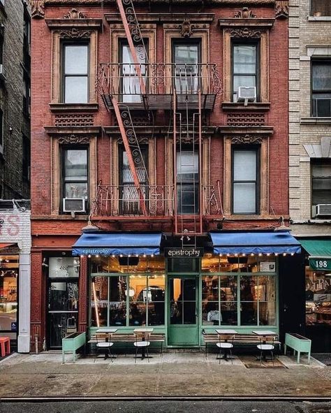 Authentic Italian Food, San Myshuno, New York Buildings, Apartment Exterior, Downtown Nyc, Autumn In New York, Visiting Nyc, Fire Escape, Breakfast Dinner