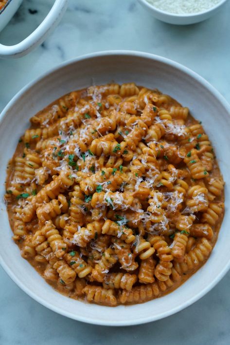 Red, White & Green Fusilli (Italian Flag Pasta) Pasta With Red And White Sauce, Red And White Sauce Pasta Recipes, Pasta Dishes Red Sauce, Fussili Pasta Recipes, Italian Pasta Dishes Red Sauce, Fusilli Pasta Recipes, Fussili Pasta, Pesto Rosso Pasta Recipes, Fusilli Pasta Recipe