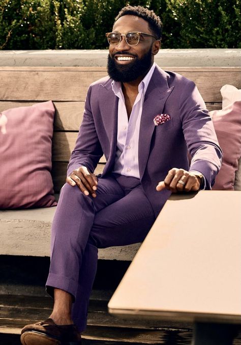 Funky Formal, Outfits Suit, Cocktail Attire Men, Purple Suit, Suit Ideas, Dark Skin Men, Purple Suits, Black Men Fashion Swag, Dress Suits For Men