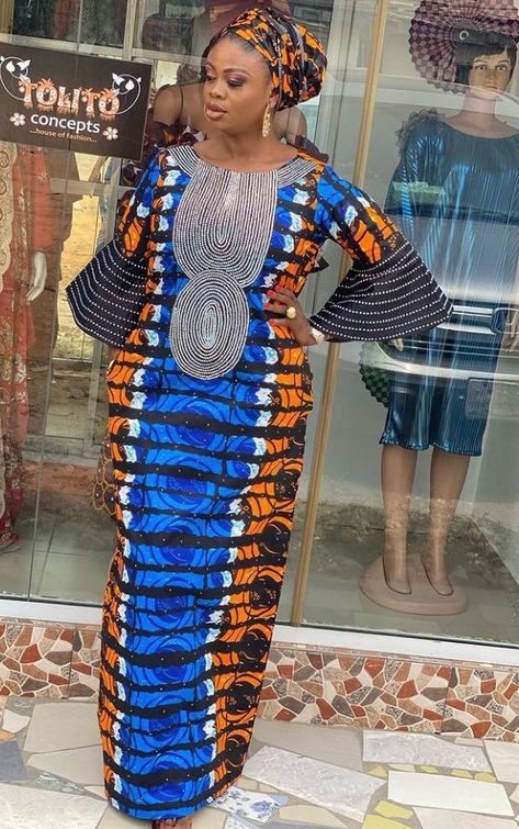 Owanbe Styles, Kaftan Styles, Stylish Naija, Ankara Long Gown Styles, Corset Styles, Long African Dresses, Best African Dresses, African Fashion Skirts, Beautiful Days