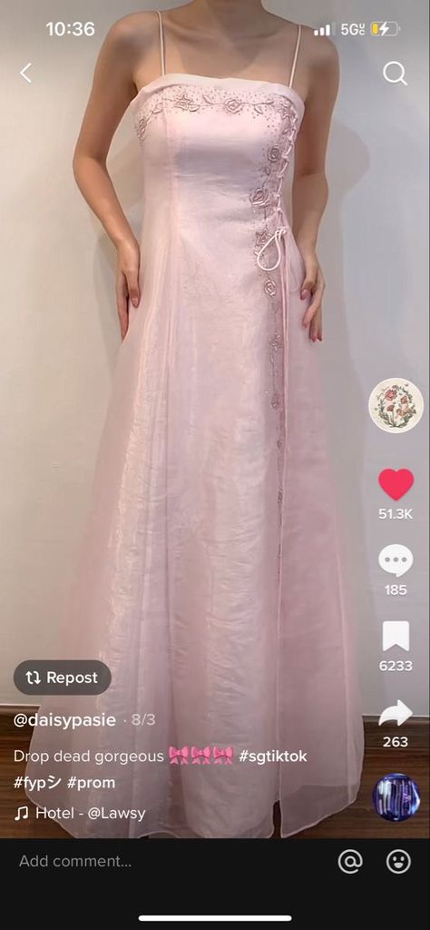 Pink Y2k Dress Prom, Blush Pink Dress Aesthetic, Aesthetic Vintage Prom Dress, Vintage 90s Formal Dress, Prom Coquette Dress, Light Pink Lace Prom Dress, Pink Lace Dress Aesthetic, Coquette Dress Formal, Vintage Prom Dresses 90s Pink