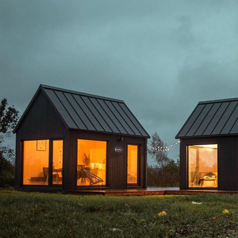 prefab timber 'my cabin' is a modular getaway with scandinavian aesthetics Scandinavian Prefab House, Prefabricated Cabins, Prefabricated Structures, Scandinavian Cabin, Passive House Design, Modular Cabins, Timber Cabin, Prefab Cabins, Scandinavian Aesthetic