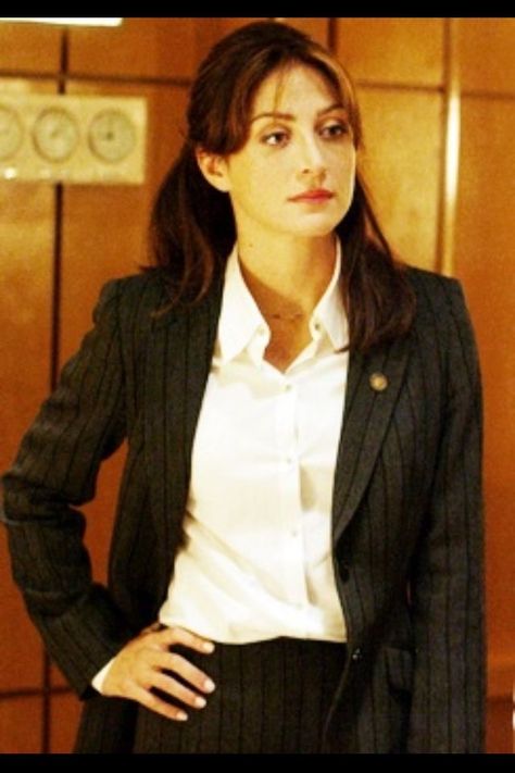 Kate Todd - NCIS Sasha Alexander Ncis, Kate Todd Ncis Outfits, Kate Todd Ncis, Kate Ncis, Ncis Kate, Office Baddie, Ncis Season 1, Caitlin Todd, Abby Ncis