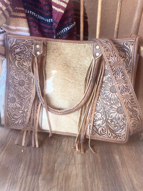 Western Tote Bags, Concealed Carry Purse, Tooled Leather Purse, Western Purses, Cowhide Bag, Hand Tooled Leather, Tooled Leather, Leather Fringe, Large Tote Bag