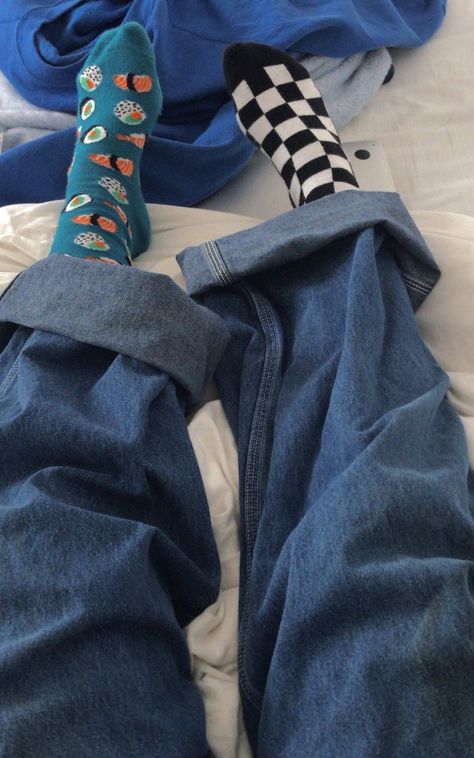 Socks Aesthetic Outfit, Christina Lorre, Mismatched Socks, Socks Aesthetic, Hair In The Wind, Sock Outfits, Funky Socks, Perks Of Being A Wallflower, Funny Socks