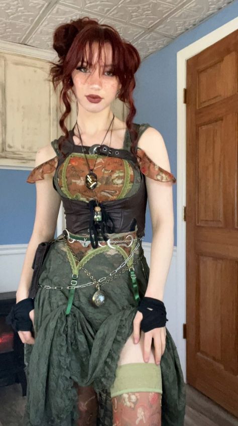 Rogue Costume, Ren Faire Outfits, Ren Faire Costume, Save Outfits, Pirate Outfit, Fairy Outfit, Fair Outfits, Arte Punk, Fairy Clothes