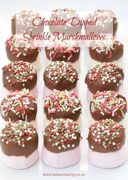 Chocolate Dipped Marshmallows Recipe, great homemade gift idea - use dark chocolate for a yummy dairy free treat! Wedding Food Diy, Christmas Nibbles, Dipped Marshmallows, Diy Buffet, Homemade Gift Idea, Chocolate Dipped Marshmallows, Sprinkles Recipe, Marshmallow Dip, Dairy Free Treats