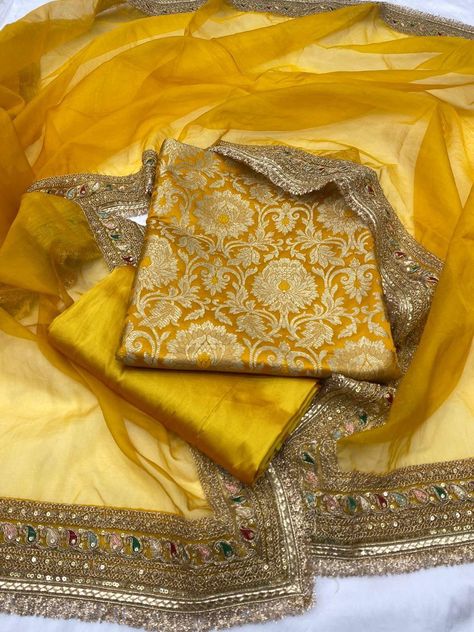 Brocade Shirt, Sekhon Boutique, Fancy Dresses Long, Suits Design, Embroidered Gifts, Embroidered Dupatta, Embroidery Suits Design, Dupatta Set, Traditional Attire