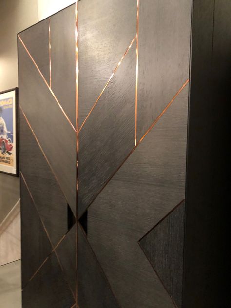 Golden Cupboard Design, T Patti Wardrobe Door Design, Geometric Wardrobe Design, Marble Laminate Wardrobe, Unique Wardrobe Door Designs, Main Door Design With Golden Strip, Wardrobe Design With Golden Strip, Wardrobe Design Bedroom With Golden Strip, Geometric Pattern On Wardrobe Door