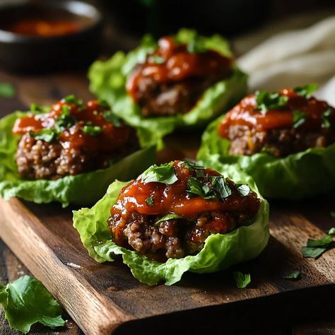 Lettuce Wrap Burgers: A Delicious Low-Carb Alternative Easy Fast Recipes, Lettuce Wrapped Burger, Carb Alternatives, Red Onion Relish, Lettuce Wrap, Fast Easy Meals, Fast Recipes, Lettuce Leaves, Pickled Red Onions