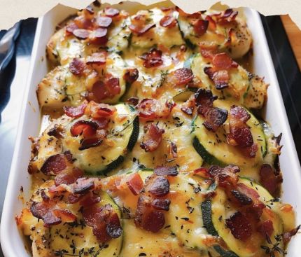 Chicken Zucchini Bake – Tnextrecipes Chicken And Zucchini Casserole, Chicken Zucchini Bake, Bacon Ranch Chicken, Chicken And Zucchini, Sliced Zucchini, Zucchini Bake, Dry Ranch Seasoning, Zucchini Casserole, Pre Cooked Chicken