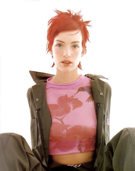 Sybil Buck, Sibyl Buck, Red Hair Inspo, Post Human, May 27, Celebrity Pictures, 90s Fashion, Short Hair Cuts, Hair Inspo