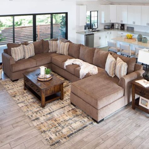 Brown Sectional Living Room Decor, Large Sectional Living Room, Brown Sectional Living Room, Brown Sectional Sofa, Sectional Living Room Layout, Shaped Couch, Brown Sectional, Sala Grande, At Home Furniture Store