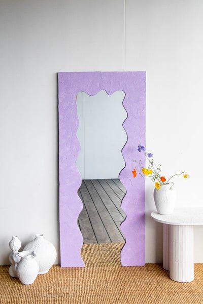 Painting Mirror Frames Diy Ideas, Painting Mirror Frames Diy, Diy Wavy Mirror, Painting Mirror Frames, Lilac Paint, Colorful Mirror, Art Deco Frame, Wavy Mirror, Mirror Frame Diy