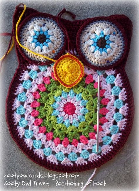 Crochet Trivets, Crochet Trivet, Owl Crochet, Crochet Owls, Owl Crochet Patterns, Kitchen Crochet, Crochet Mandala Pattern, Crochet Owl, Owl Crafts