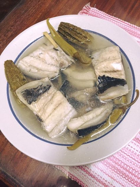 Paksiw Na Bangus, Filipino Dinner, Bangus Recipe, Sinigang Recipe, Philippine Cuisine, Calamari Recipes, Pinoy Foods, Filipino Recipe, Filipino Dish