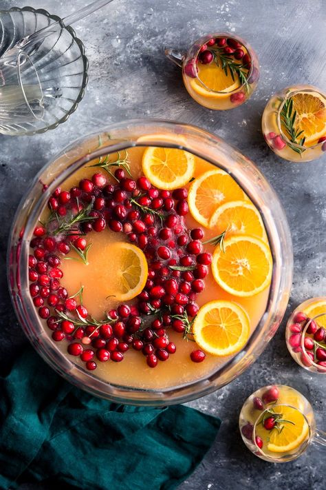 Cranberry Orange Punch Easy Holiday Punch, Holiday Punch Recipe, Orange Punch, Christmas Punch Recipes, The Cookie Rookie, Cookie Rookie, Holiday Punch, Christmas Punch, Punch Recipe