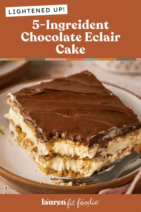 Lightened Up Chocolate Eclair Cake (Only 5 Ingredients!) Eclair Cake Recipe, Chocolate Eclair Dessert, Graham Cracker Dessert, Eclairs Dessert, Eclair Cake Recipes, Chocolate Pudding Desserts, Chocolate Eclair Cake, No Bake Recipe, Peanut Butter Fudge Easy