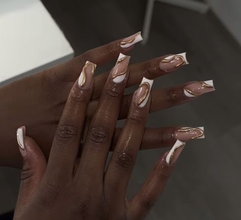 Ghana Nail Designs, Gold Nails Design Short, Gold And White Nail Designs, Dope Nail Designs Mid Length, Monthly Nails, Mom Nails, White Nails With Gold, Gold Chrome Nails, Girls Nail Designs