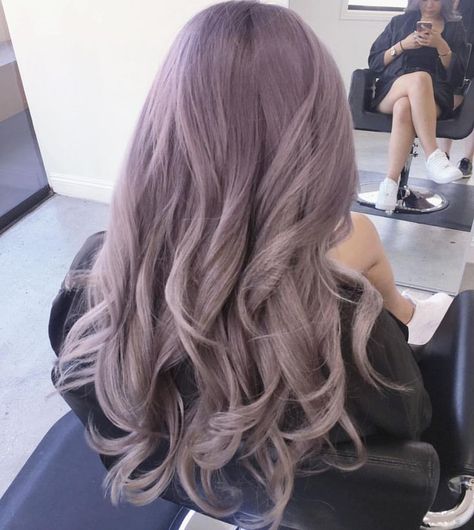 Colorful Highlights, Lilac Hair Color, Ashy Blonde, Lilac Hair, Lavender Hair, Ash Blonde Hair, Ombre Hair Color, Hair Color And Cut, Dye My Hair