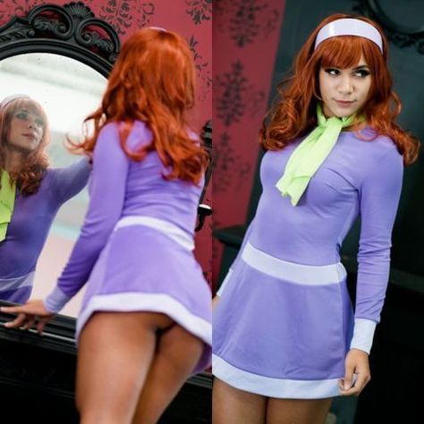 Velma Costume, Velma Scooby Doo, Daphne And Velma, Jennifer Aniston Hot, Daphne Blake, Hot Leggings, End Of The Week, Cosplay Characters, My Place