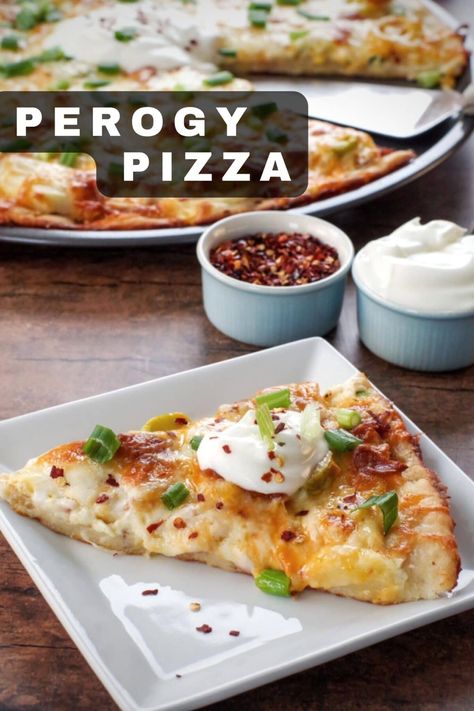 Pierogi Pizza Recipe, Potatoes Romanoff Recipe, Potatoes Romanoff, Pierogi Pizza, Unique Pizza Recipes, Boston Pizza, Cheese Mozzarella, Unique Pizza, Family Dinner Ideas