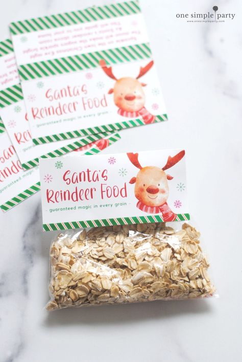 Free Printable Reindeer Food Topper - Reindeer Food Printable Free, Diy Reindeer Food, Reindeer Food Recipe, Reindeer Food Poem, Reindeer Food Label, Reindeer Food Printable, Diy Reindeer, Magic Reindeer Food, Christmas Eve Traditions