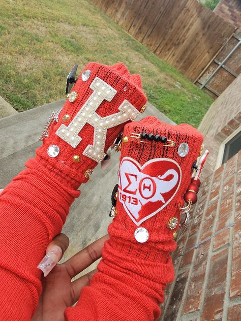 Rep your sorority with these Custom D9 junk socks Junk Socks With Charms, Bedazzled Socks, Charm Socks, Junk Socks, Bling Socks, Bridal Shower Chocolate, Small Classroom, African Christmas, Trendy Rug