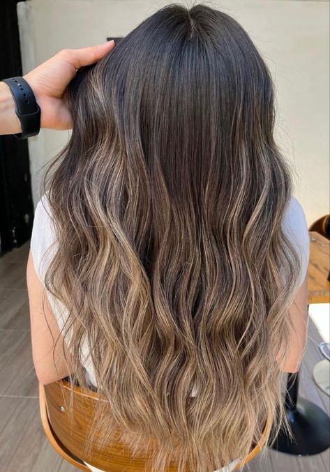 Dark Hair Blonde Ombre, Brown Hair With Blonde Tips Ombre, Blonde Ombre On Brown Hair, Brown Hair With Blonde Tips, Brown Hair With Blonde Ends, Brown To Blonde Ombre Hair, Blonde Hair Tips, Beach Blonde Hair, Brown To Blonde Ombre