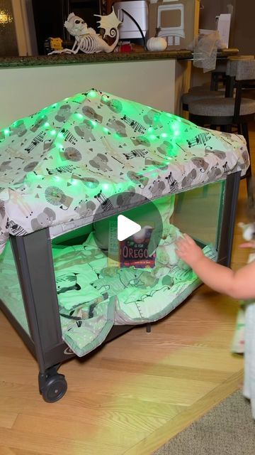 Keisha Franklin on Instagram: "Mom hack to repurpose baby playpen! 

#momhack #repurpose #playpen #momlife #momproblems #momhacks #momsofinstagram #toddlermom #momhacks101 #lifehack #momblogger #babies #babyhack" Playpen Bed Ideas, Play Pen Ideas, Toddler Entertainment, Baby Pack And Play, Toddler Playpen, Boogie Shoes, Cool Kidz, Kids Play Spaces, Mom Problems