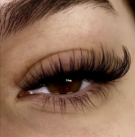 Lash Extensions Styles For Beginners, Different Eyelash Extensions, Fluffy Wispy Lashes, Messy Wispy Lash Extensions, Wispy Cat Eye Lash Map, Fluffy Cat Eye Lash Extensions, Lashes Extensions Hybrid, Eyelash Extension Ideas, Lash Extensions Hybrid Cat Eye