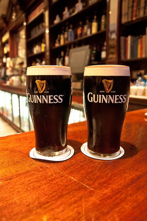 https://flic.kr/p/8XQnd6 | Guiness in Limerick / Ireland | Guiness in a pub in Limerick Ireland Pubs, Ireland Aesthetic, Limerick City, Limerick Ireland, Irish Beer, Southern Ireland, Guinness Beer, Irish Baby, Under The Rain